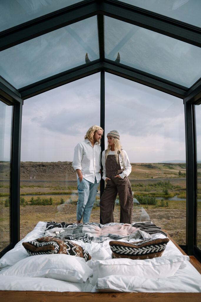 Candid morning photos of the couple at Panorama Glass Lodge after their hot springs elopement